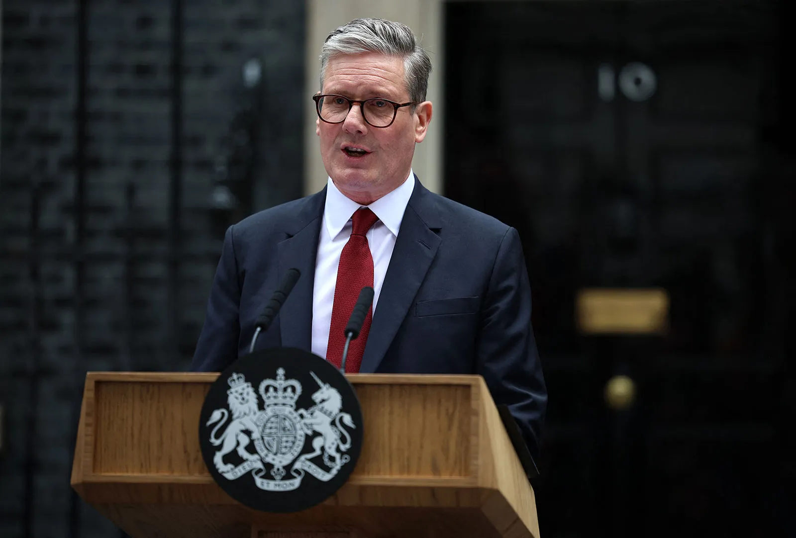 Former UK Prime Minister Keir Starmer Resigns from Parliament
