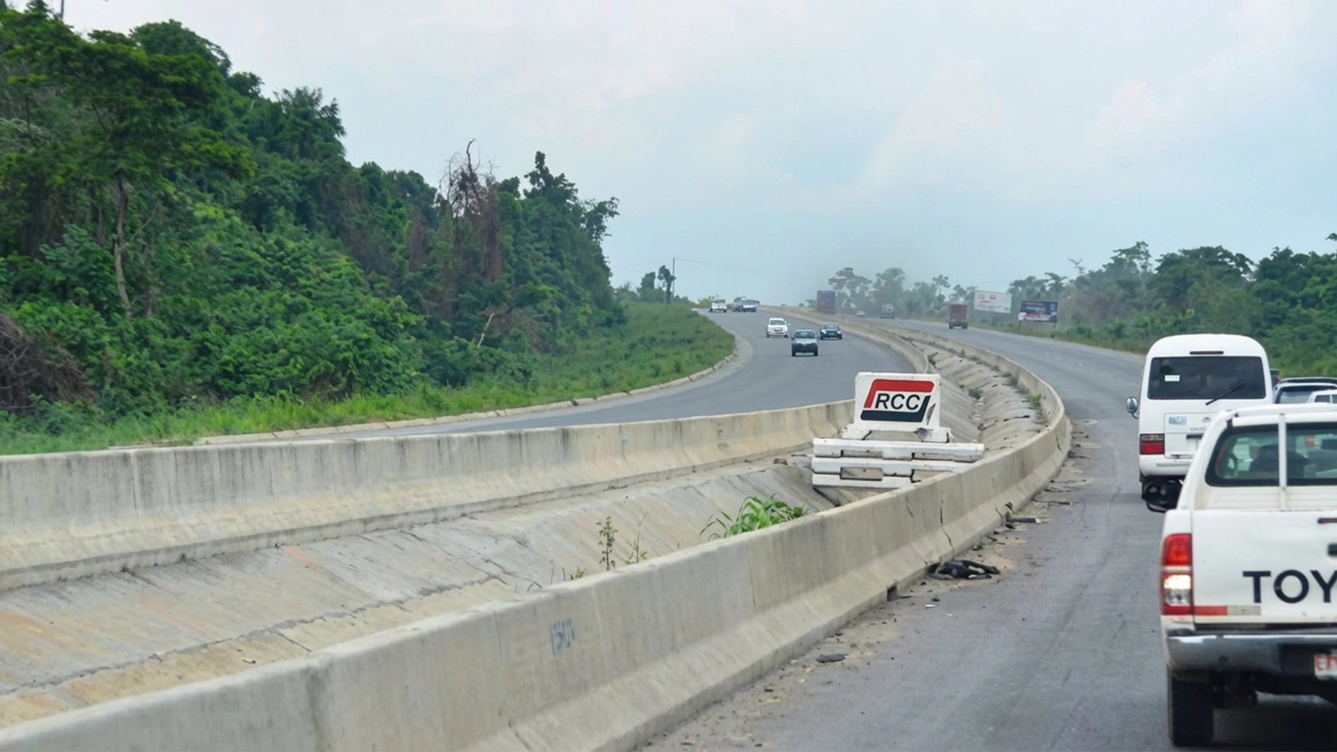 Lagos-Ibadan Expressway crash: one dead, another injured as multiple trucks cause heavy traffic on Kara Bridge