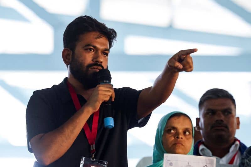 Indian Police Detain Protest Leaders Demanding Election Chief’s Resignation